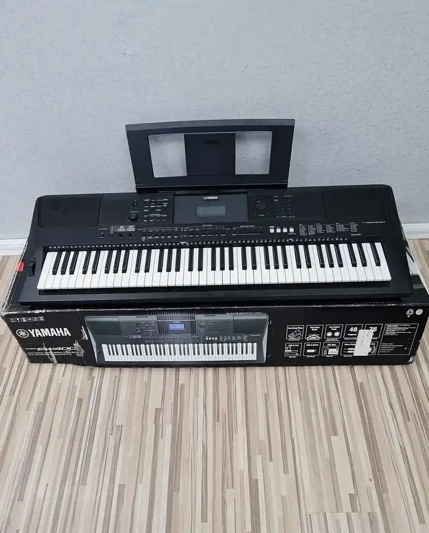 piano Yamaha  - 4
