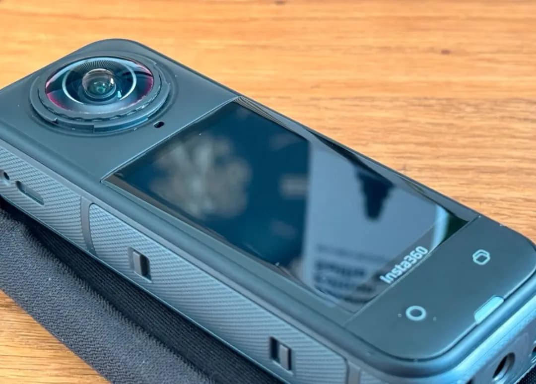 insta 360 ×5 - 2