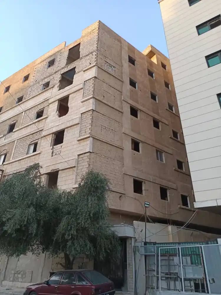 فندق للبيع  - 2