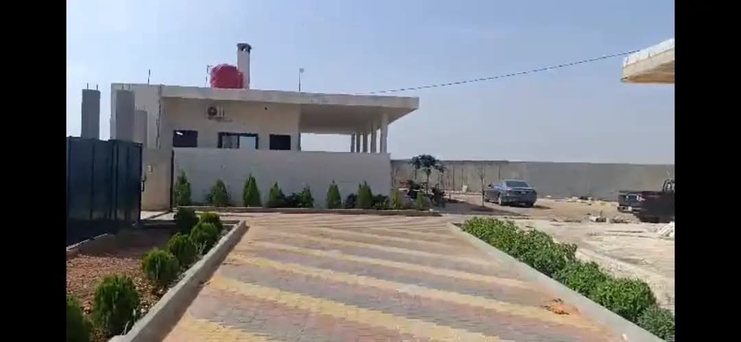 مزرعة وارض للبيع  - 2