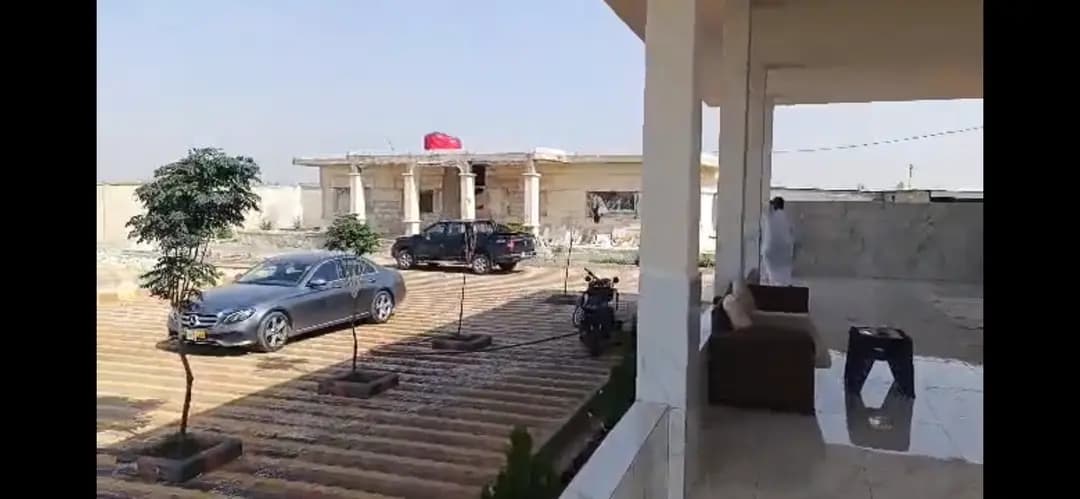مزرعة وارض للبيع
